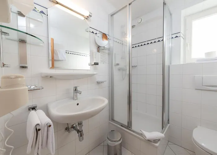 شونبيرغر فندق نسدورف ام اترسي