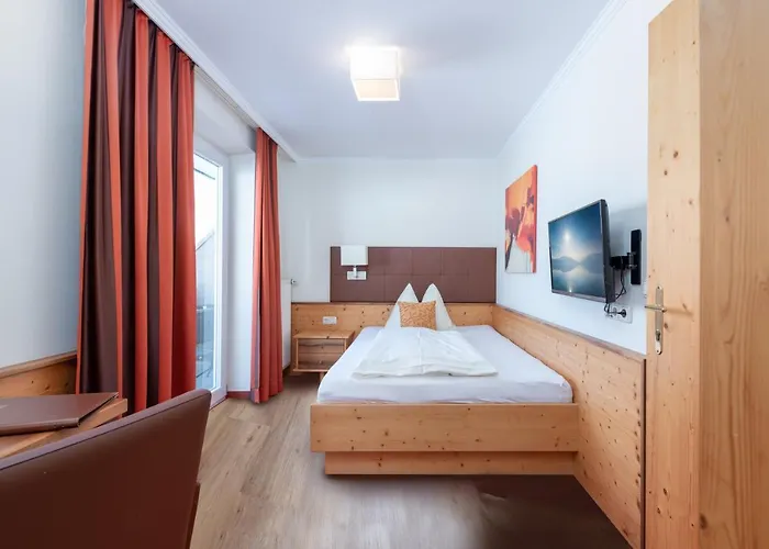 Otel Schoenberger 3*