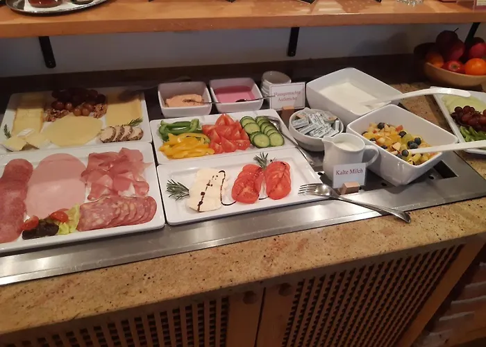 Schoenberger Otel Nussdorf am Attersee